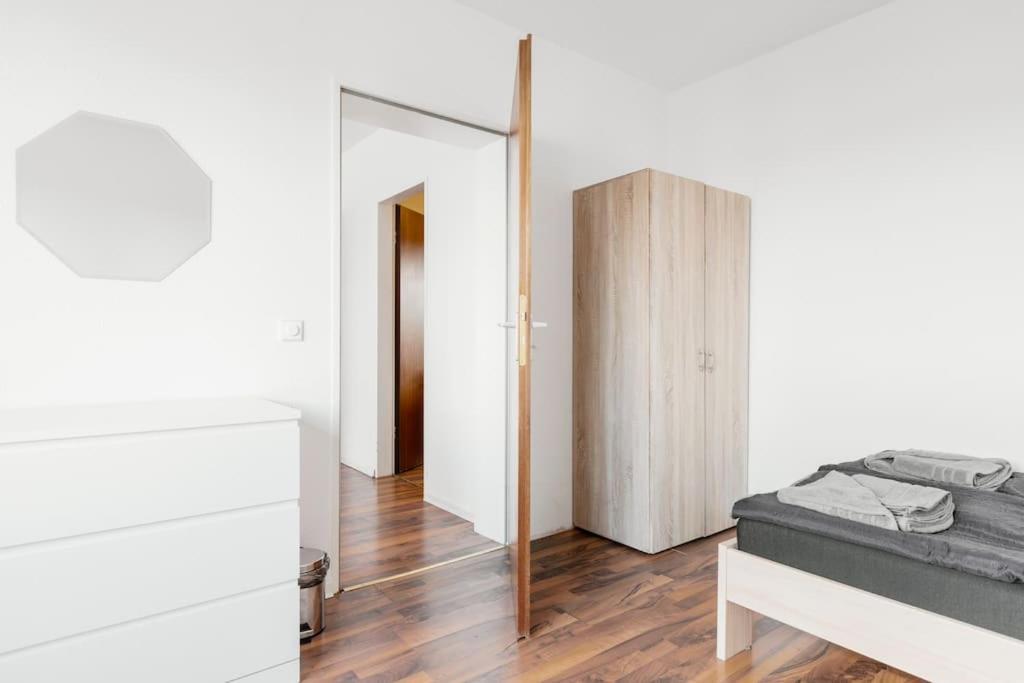 Malidu Apartment Krefeld Duesseldorf Экстерьер фото